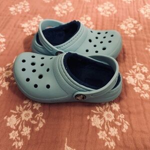 Fur lined Blue Crocs